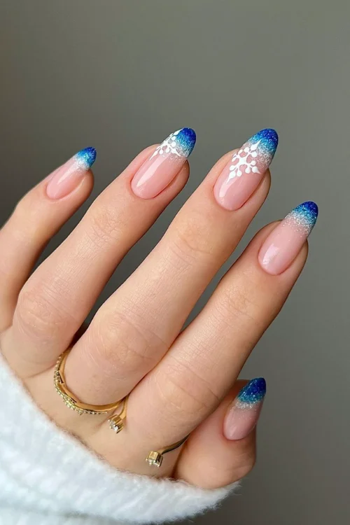 Embrace the Chill with Stunning Snowflake Nail Designs! format,webp - Embrace the Chill with Stunning Snowflake Nail Designs!