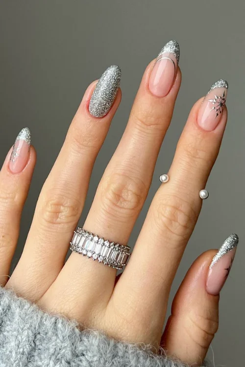 Embrace the Chill with Stunning Snowflake Nail Designs! format,webp - Embrace the Chill with Stunning Snowflake Nail Designs!
