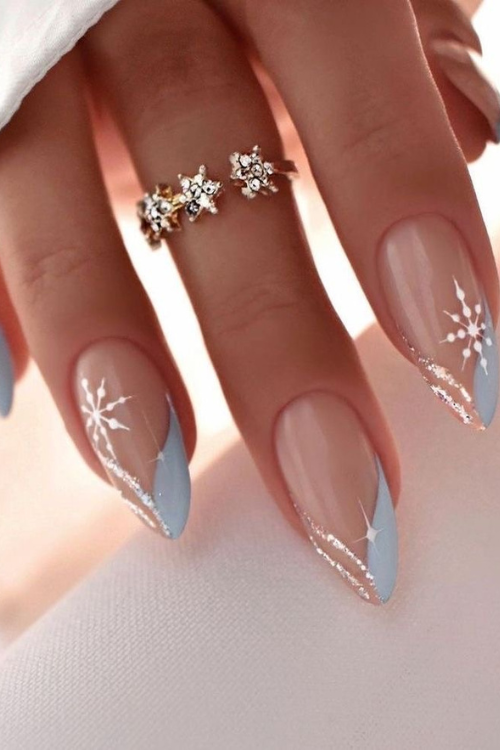Embrace the Chill with Stunning Snowflake Nail Designs! format,webp - Embrace the Chill with Stunning Snowflake Nail Designs!