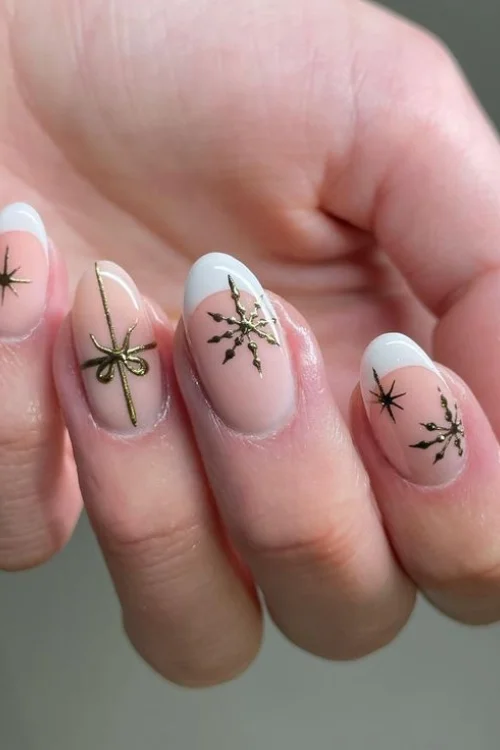 Embrace the Chill with Stunning Snowflake Nail Designs! format,webp - Embrace the Chill with Stunning Snowflake Nail Designs!