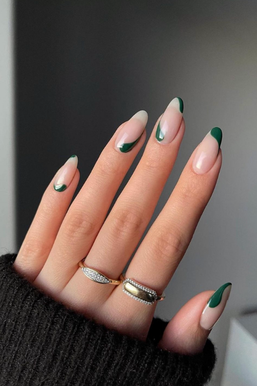emerald-green-nails-designs-silver-glitter |