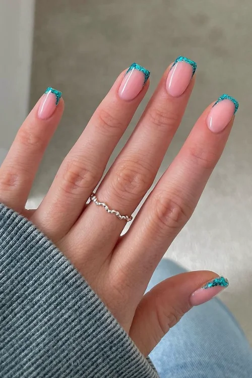 44+ The Epitome of Classy: The Enchanting World of Emerald Green Nails! format,webp - 44+ The Epitome of Classy: The Enchanting World of Emerald Green Nails!