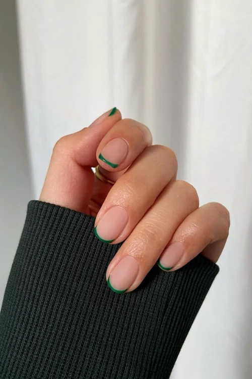 44+ The Epitome of Classy: The Enchanting World of Emerald Green Nails! format,webp - 44+ The Epitome of Classy: The Enchanting World of Emerald Green Nails!