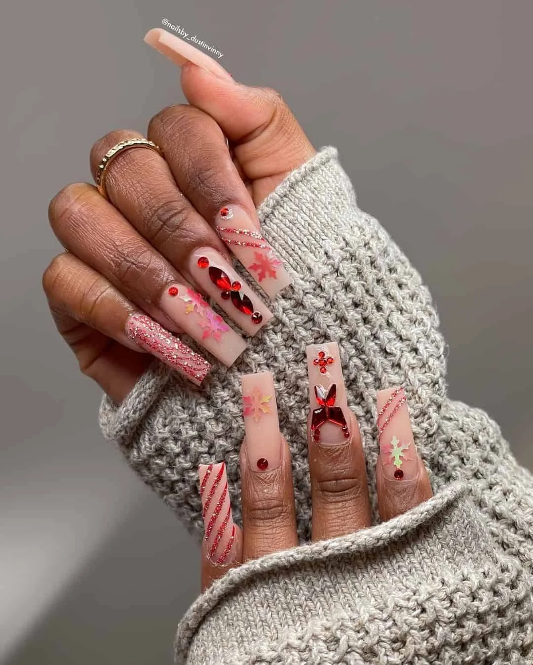 Christmas-Inspired Acrylic Nails: Let Your Nails Shine this Holiday Season! format,webp - Christmas-Inspired Acrylic Nails: Let Your Nails Shine this Holiday Season!