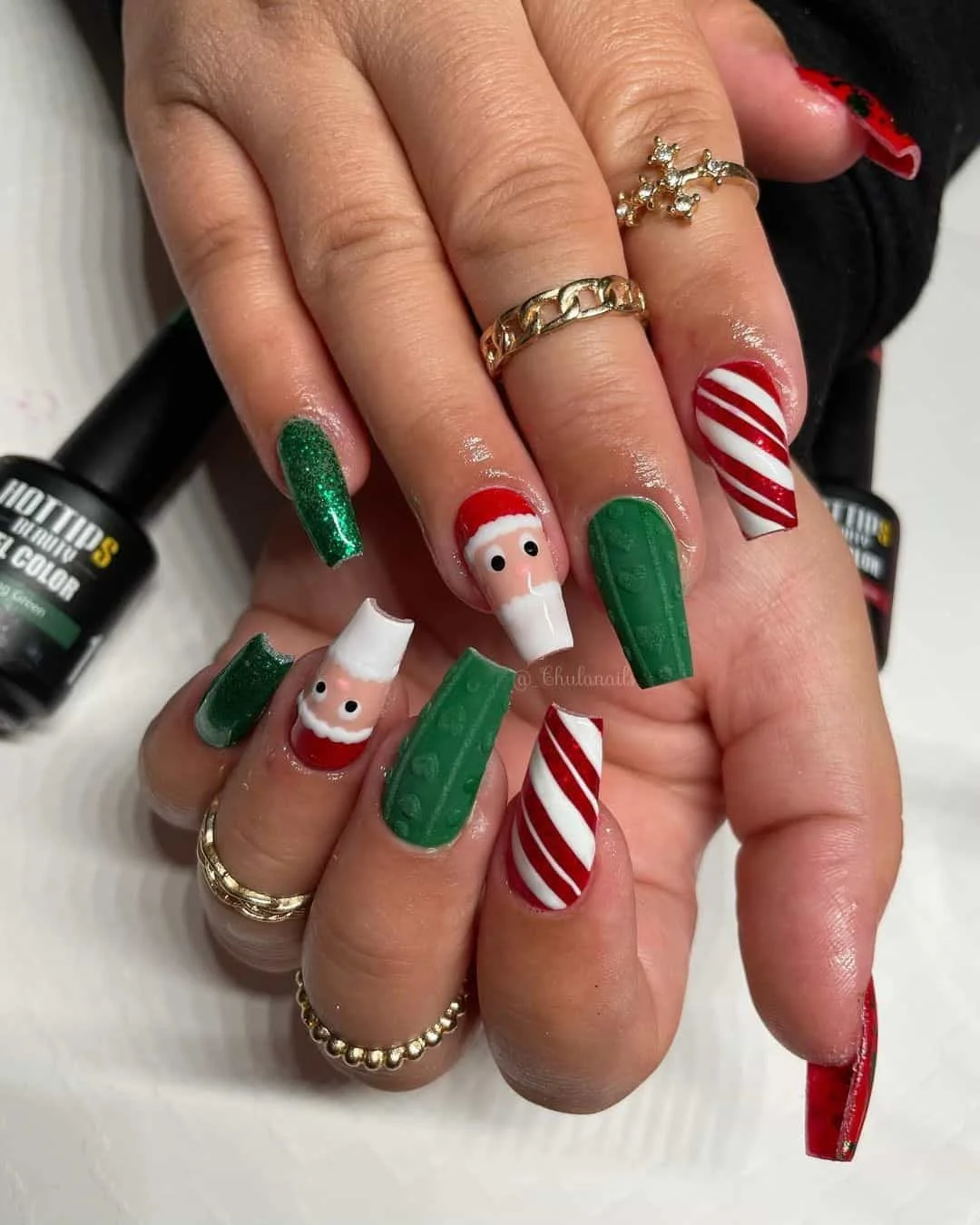 Christmas-Inspired Acrylic Nails: Let Your Nails Shine this Holiday Season! format,webp - Christmas-Inspired Acrylic Nails: Let Your Nails Shine this Holiday Season!