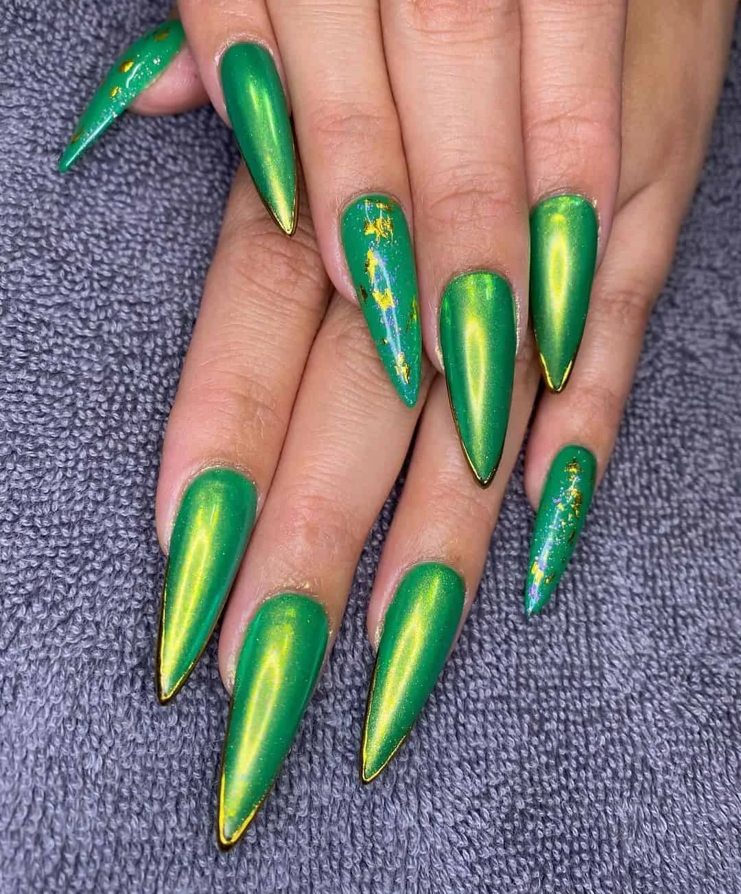 Christmas-Inspired Acrylic Nails: Let Your Nails Shine this Holiday Season! format,webp - Christmas-Inspired Acrylic Nails: Let Your Nails Shine this Holiday Season!