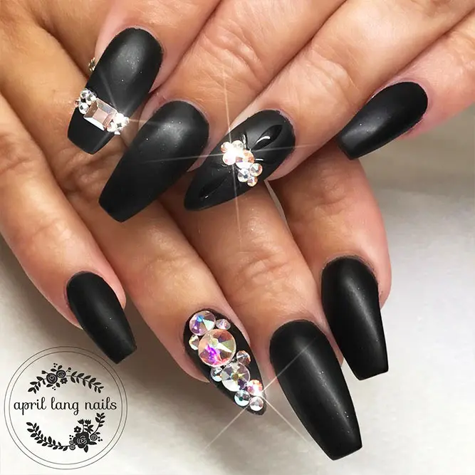 Coffin Nails vs Ballerina Nails: Elegant Style for the Bold and Chic! format,webp - Coffin Nails vs Ballerina Nails: Elegant Style for the Bold and Chic!