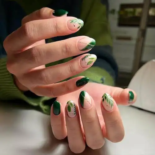 Chic and Trendy Manicures! Transform Your Look with Forest Green Nails format,webp - Chic and Trendy Manicures! Transform Your Look with Forest Green Nails