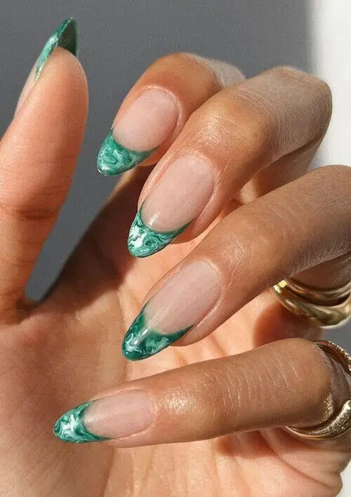 Chic and Trendy Manicures! Transform Your Look with Forest Green Nails format,webp - Chic and Trendy Manicures! Transform Your Look with Forest Green Nails